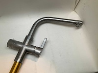 Aqua hot+ 3-in-1 kokendwaterkraan brushed nickel met 5 liter boiler - afbeelding 2 van  8