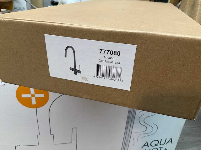 Aqua hot+ 3-in-1 kokendwaterkraan gunmetal met 5 liter boiler en filterset - afbeelding 17 van  17
