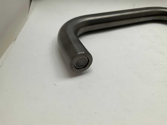 Aqua hot+ 3-in-1 kokendwaterkraan gunmetal met 5 liter boiler - afbeelding 5 van  9