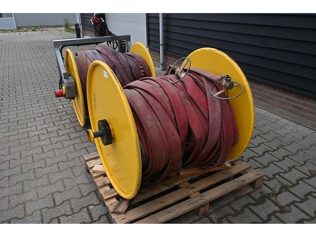 Aquaco bv hydraulische beregeningslang oprol haspel met wisselhaspel - afbeelding 10 van  11
