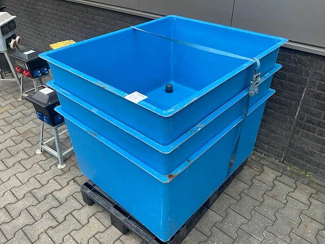Aquacultuurbak (3x) - afbeelding 1 van  3