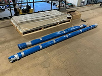 Aquadeck zwembad lamellenschermen en oprolsysteem - afbeelding 1 van  6