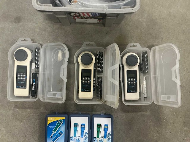 Aquaeasy pool lab 1.0 digitale watertester (3x) - afbeelding 1 van  5