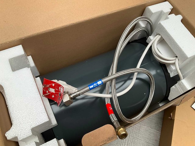 Aquahot+ 3-in-1 kokendwaterkraan met 5l boiler mat goud - afbeelding 2 van  11