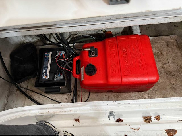 Aquamar - first - suzuki 60 pk - inclusief trailer - consoleboot en visboot - - afbeelding 21 van  31