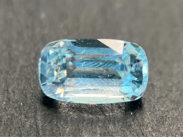 Aquamarijn 8.84 carat natuurlijke aquamarijn - afbeelding 1 van  4