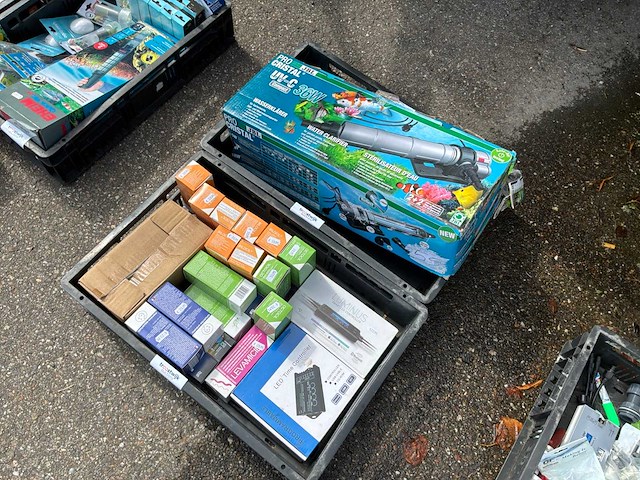 Aquarium toebehoren en accessoires - afbeelding 1 van  3