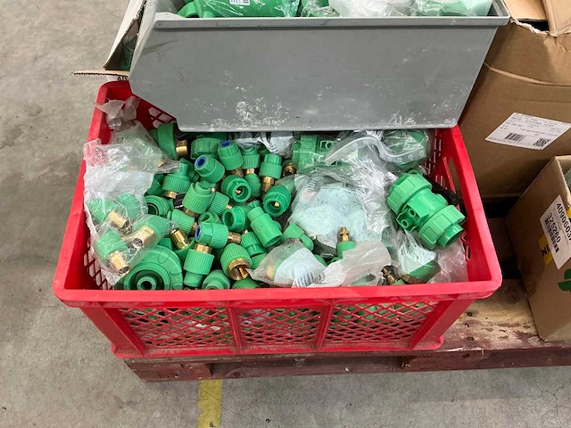 Aquatherm green schroefbussen, ventielen, koppelingen en bochten voor drinkwater - afbeelding 3 van  6