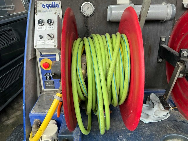 Aquilla - - high pressure-cleaner - 2009 - afbeelding 4 van  26