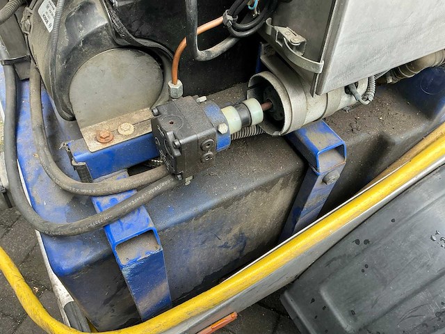 Aquilla - - high pressure-cleaner - 2009 - afbeelding 17 van  26