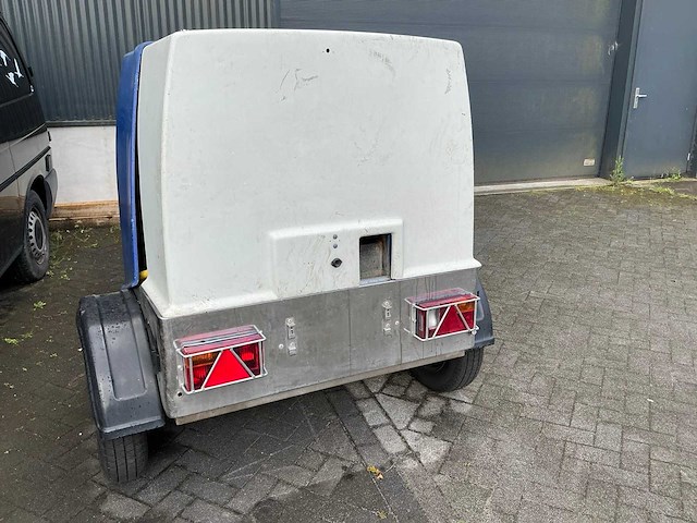 Aquilla - - high pressure-cleaner - 2009 - afbeelding 23 van  26