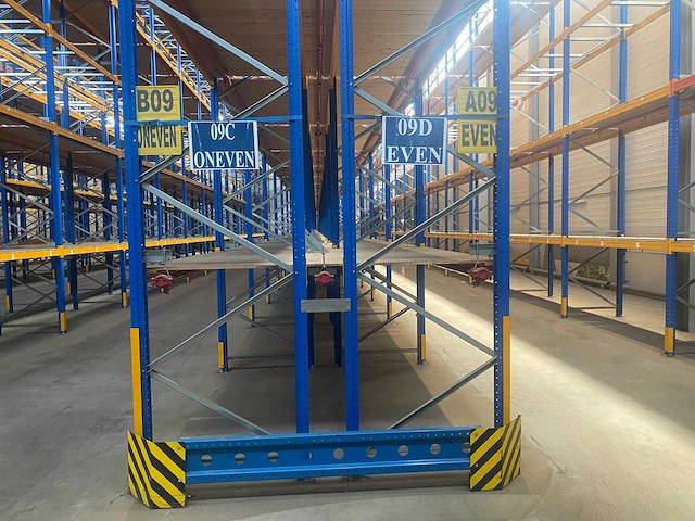 Ar - pallet racking - 2013 - afbeelding 4 van  6
