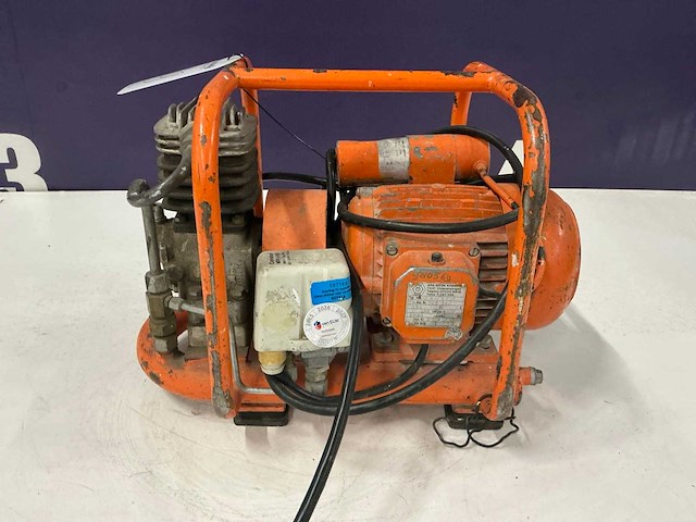 Ara luchtcompressor - afbeelding 6 van  7