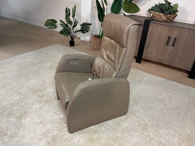 Arami elektrische leren relax fauteuil - afbeelding 5 van  10
