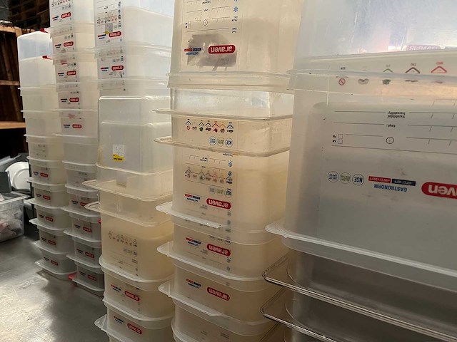 Araven voedselbakken en diverse deksels (52x) - afbeelding 6 van  6