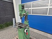 Arboga - em 825 - boor- freesmachine met kruistafel - afbeelding 9 van  13
