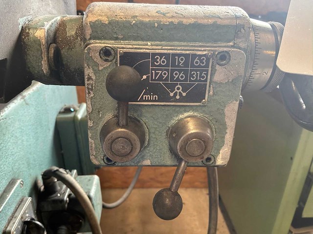 Arboga em 825 kolomboormachine - afbeelding 3 van  13