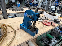 Arbor 1/2 - hand pers - afbeelding 1 van  2