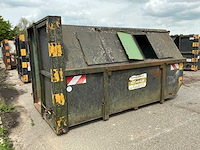 Archief afvalcontainer - afbeelding 3 van  3