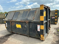 Archief afvalcontainer - afbeelding 4 van  4
