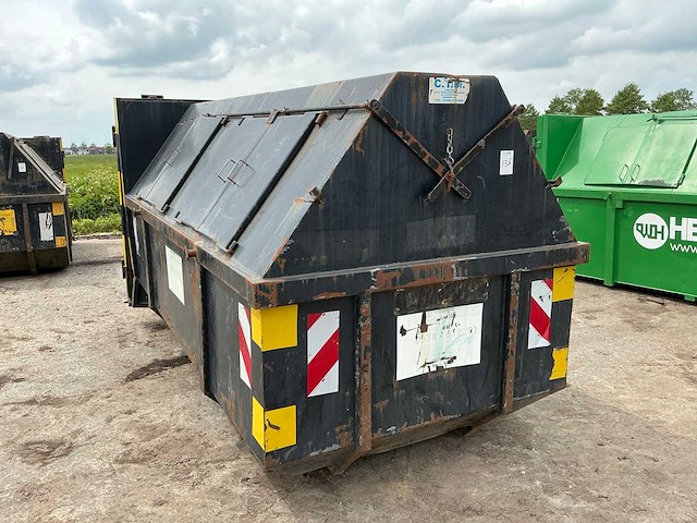 Archief afvalcontainer - afbeelding 2 van  4