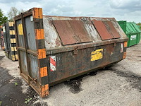 Archief afvalcontainer - afbeelding 3 van  4