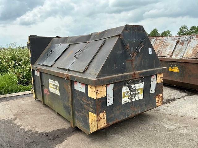 Archief afvalcontainer - afbeelding 2 van  4