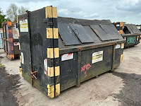 Archief afvalcontainer - afbeelding 3 van  4