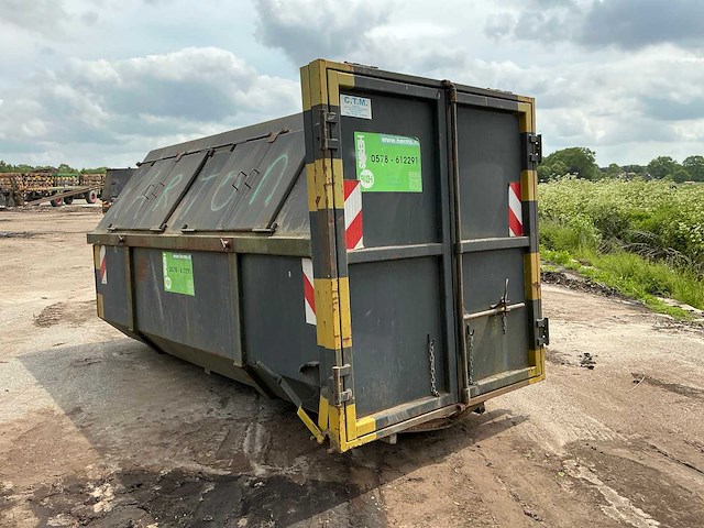 Archief afvalcontainer - afbeelding 4 van  4