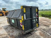 Archief afvalcontainer - afbeelding 4 van  4