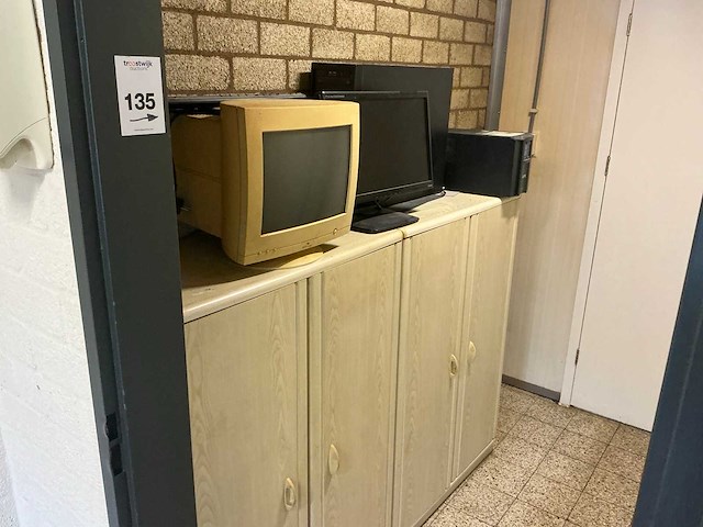 Archiefkast (4x) - afbeelding 1 van  8