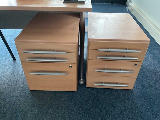 Archiefkast met bureau - afbeelding 6 van  8