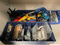 Archiefkast met diverse gereedschap - afbeelding 5 van  6
