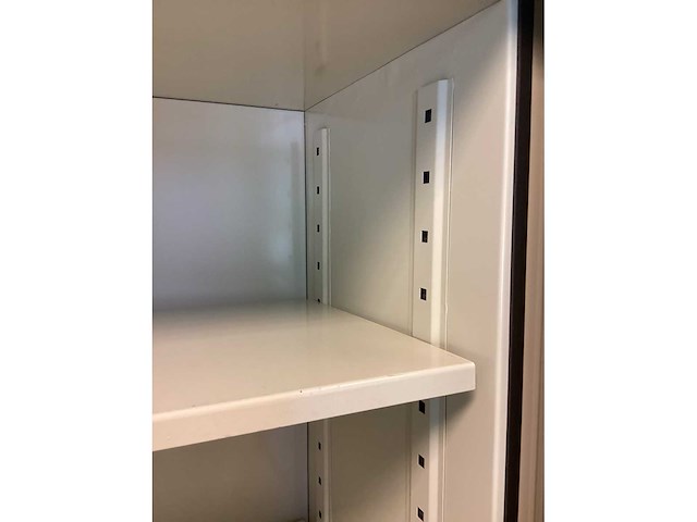Archiefkast met dubbelbaard sleutelslot - afbeelding 4 van  10