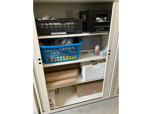 Archiefkast met inhoud (2x) - afbeelding 3 van  4