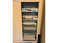Archiefkast met inhoud - afbeelding 3 van  3