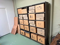 Archiefkast met inhoud - afbeelding 1 van  3