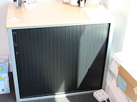 Archiefkast met roldeur. afmeting 81 x 50 x 75 cm. - afbeelding 1 van  1