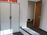 Archiefkast met twee roldeuren, afm. 120 x 48 x 198 cm.
