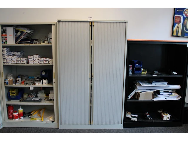 Archiefkast met twee roldeuren , afm. 120 x 50 x 197 cm. - afbeelding 1 van  2