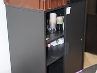 Archiefkast met twee schuifdeuren. afmeting 80 x 55 x 110 cm. - afbeelding 2 van  3