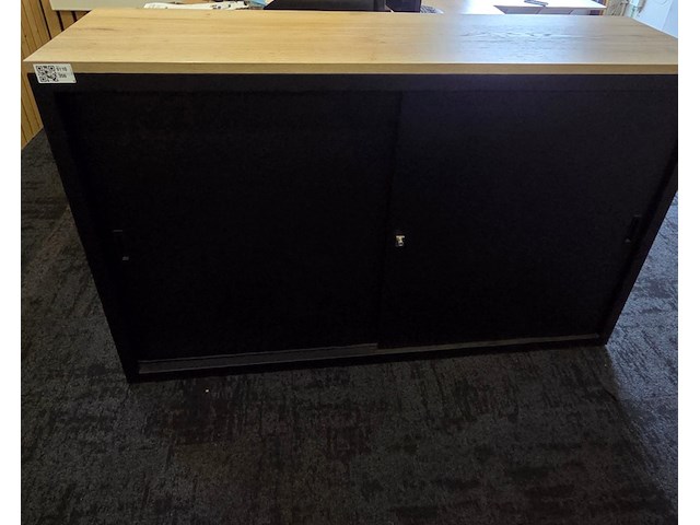 Archiefkast zwart met houten blad - afbeelding 1 van  5