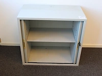 Archiefkastje met twee roldeuren. afmeting 80 x 45 cm. hoogte 73,5 cm - afbeelding 2 van  2