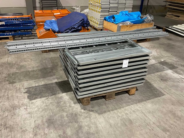 Archiefstelling - afbeelding 1 van  5