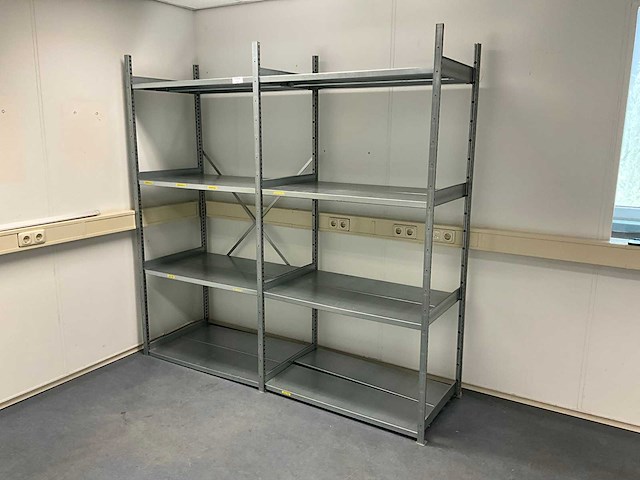 Archiefstelling - afbeelding 1 van  3