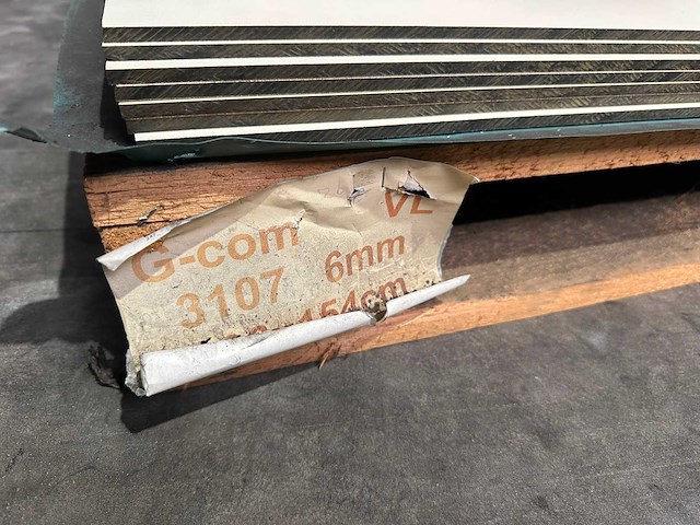 Archipan g-com 3107 roomwit hpl plaat 3660x1540x6mm - afbeelding 6 van  6
