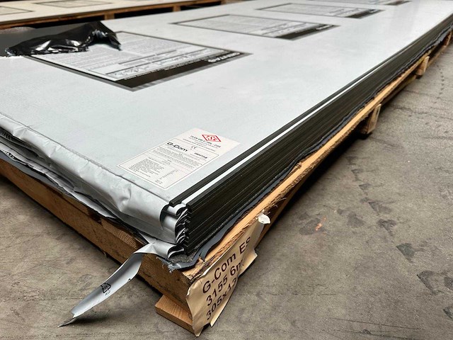 Archipan g-com 3155 antraciet hpl plaat 3050x1300x6mm - afbeelding 1 van  2
