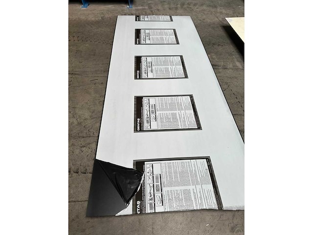 Archipan g-com 3190 zwart uv+ hpl plaat 3050x1300x8mm - afbeelding 1 van  2