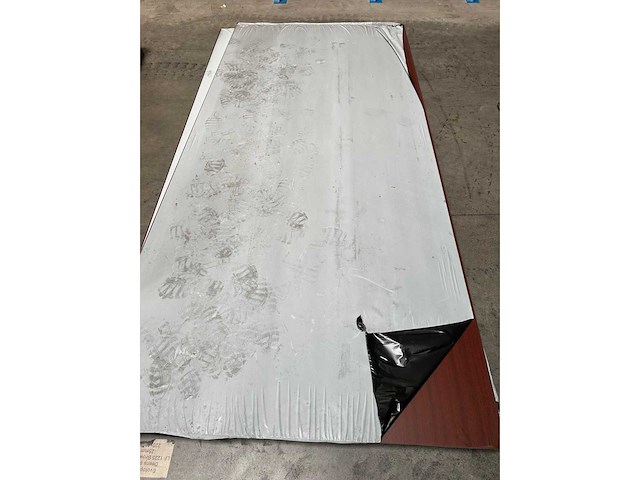Archipan g-com 4248 mahonie uv+ hpl plaat 3050x1300x6mm - afbeelding 2 van  3