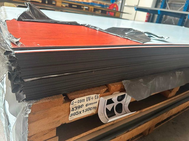 Archipan g-com 4390 bubinga uv+ hpl plaat 3050x1300x6mm - afbeelding 3 van  5